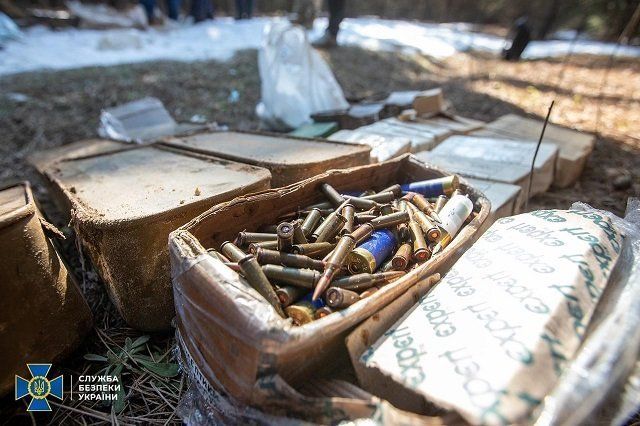 Оружие, изъятое у банды Семенченко, которую накрыла СБУ