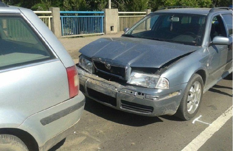 В Ужгороде на транспортном мосту по улице Анкудинова случилось ДТП
