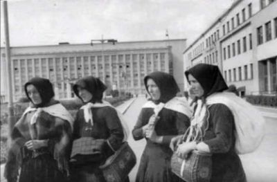 Как выглядели женщины в Ужгороде почти сто лет назад 