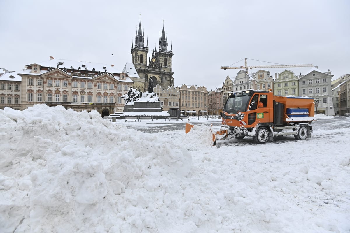 Чехия, транспортный коллапс, снег, ДТП