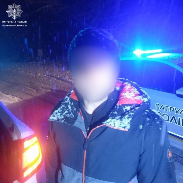 Пьяная авария в Закарпатье: копы нашли в кювете "рекордсмена"