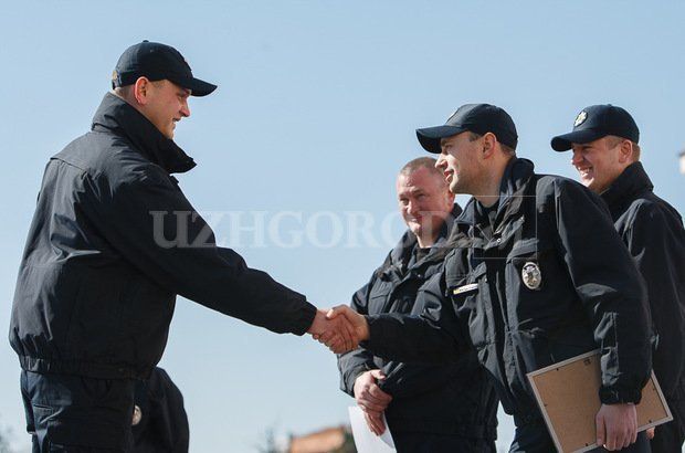 На Театральной площади публично отчитывались за свою работу патрульная полиция