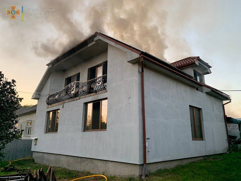 В Закарпатье солнечные батареи на крыше привели к трагедии 