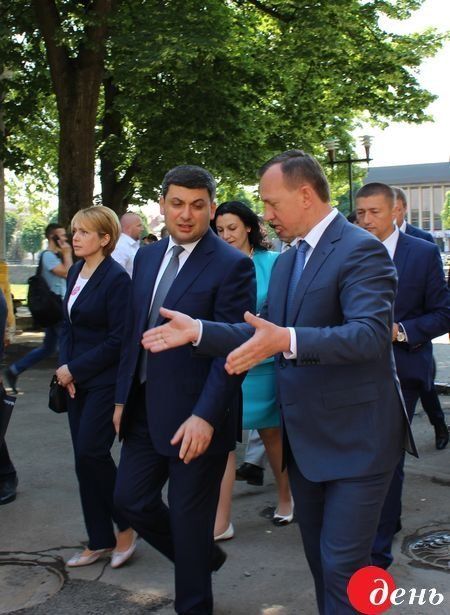 Премьер-министр Украины побывал в Ужгороде и рассказал о своих впечатлениях