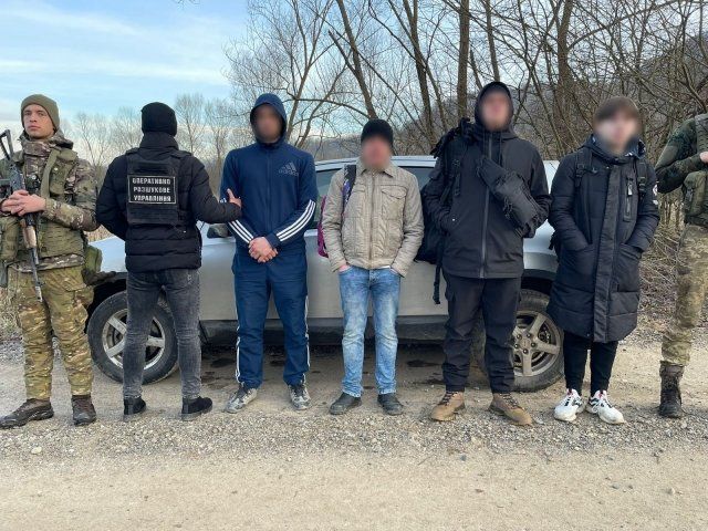"Переселенцы" и уклонисты: Кого выловили на границе в Закарпатье рассказали в ГПСУ