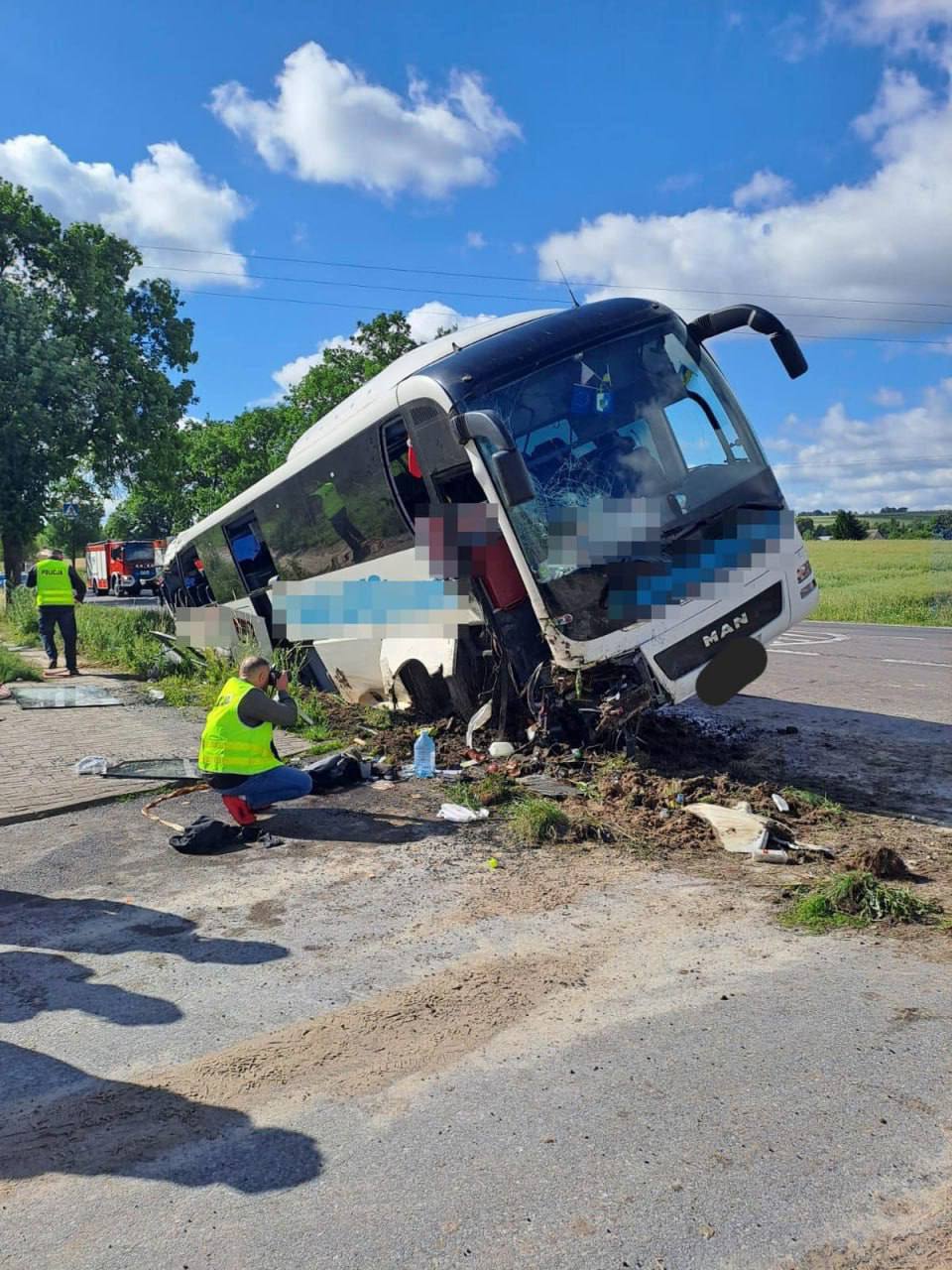В Польше перевернулся автобус с 56 украинцами. 14 человек пострадали, в том числе двое детей