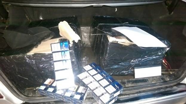 В автомобиле 21-летнего жителя Раховского района обнаружили 1 500 пачек сигарет