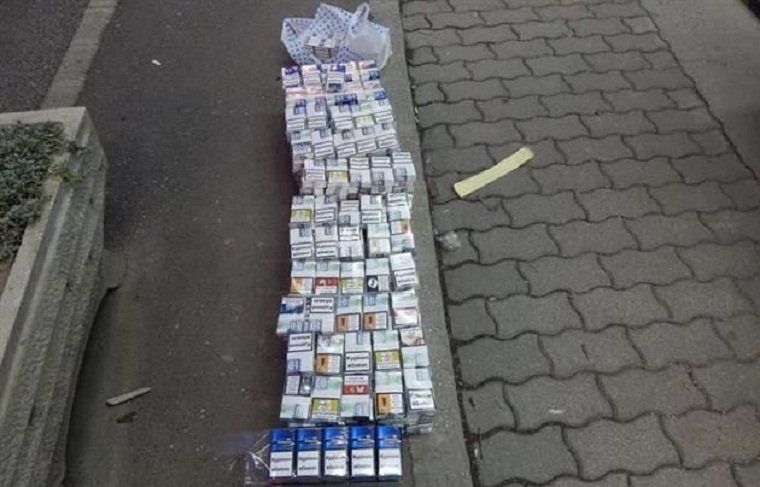 Прикордонники Угорщини в Мерседесі виявили 451 пачок контрабандних сигарет