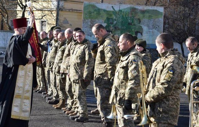Сегодня в Ужгороде встречали бойцов, которые вернулись с зоны АТО