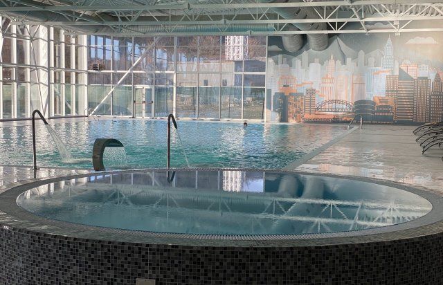 В Мукачево торжественно открылся бассейн "Aqua City": Цены и условия