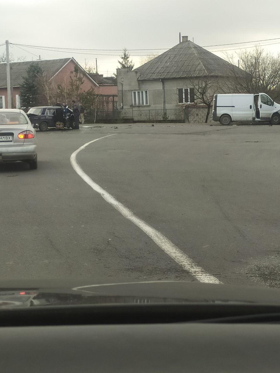На въезде в Ужгород произошло довольно серьезное ДТП