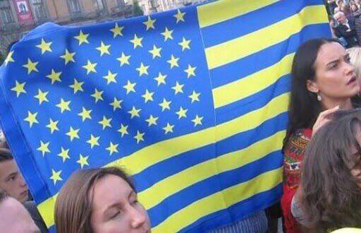 Украинские патриоты тоже поздравляют свою МЕТРОПОЛИЮ ! 