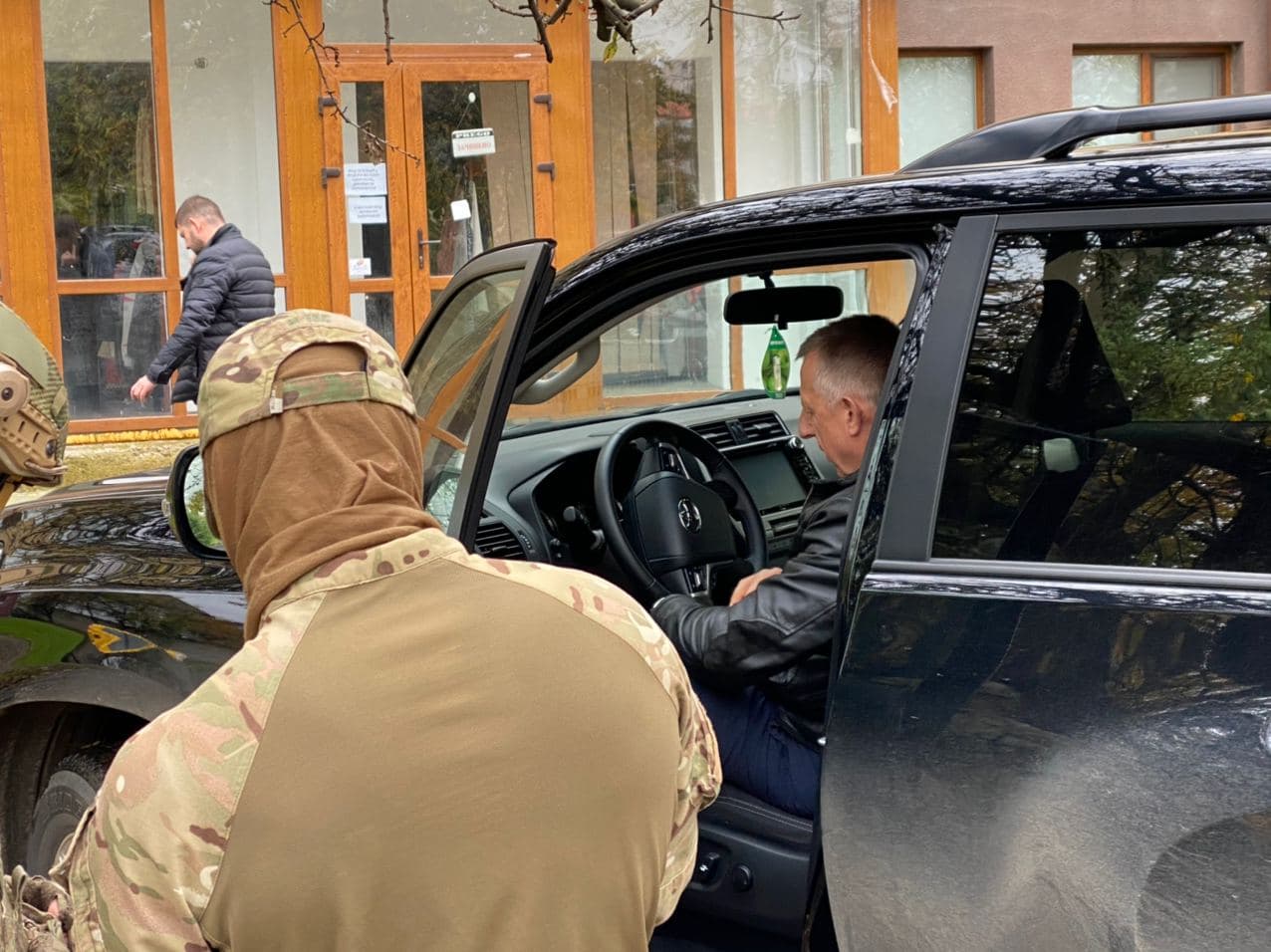 В Ужгороде арестованы заместитель главы Закарпатского облсовета с начальником Архдержбудконтроля