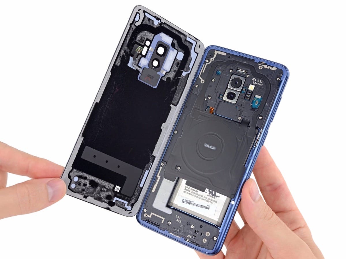«На четверочку»: Специалисты iFixit проверили ремонтопригодность Galaxy S9