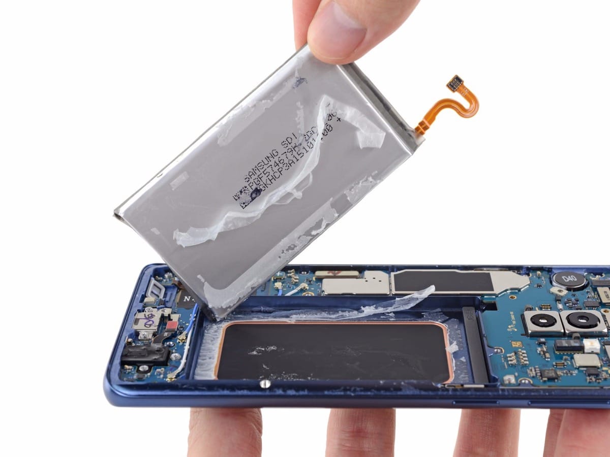 «На четверочку»: Специалисты iFixit проверили ремонтопригодность Galaxy S9