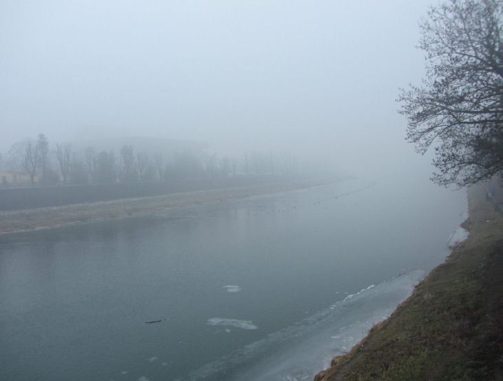 Фото туманного Ужгорода з його 50 відтінками сірого