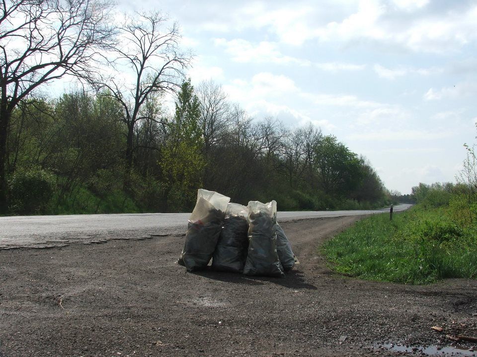 На территории Мукачевского района продолжается весенняя уборка