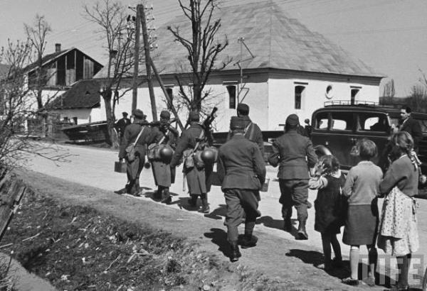 Венгерские воины, с. Среднее, 1939