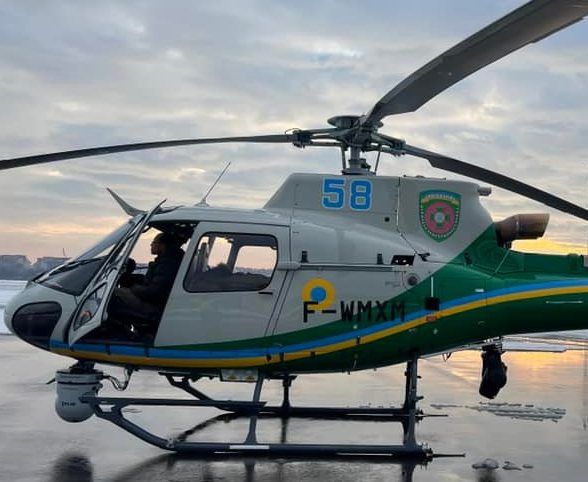 Жители Закарпатья заметили сразу три вертолёта у границы