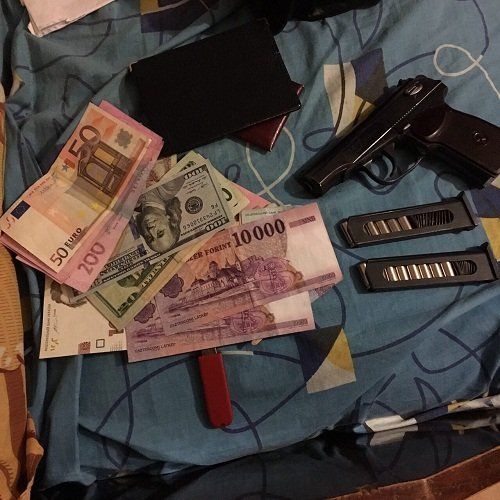 В пограничников изъяты денежные средства в размере 11 тыс грн и оружие