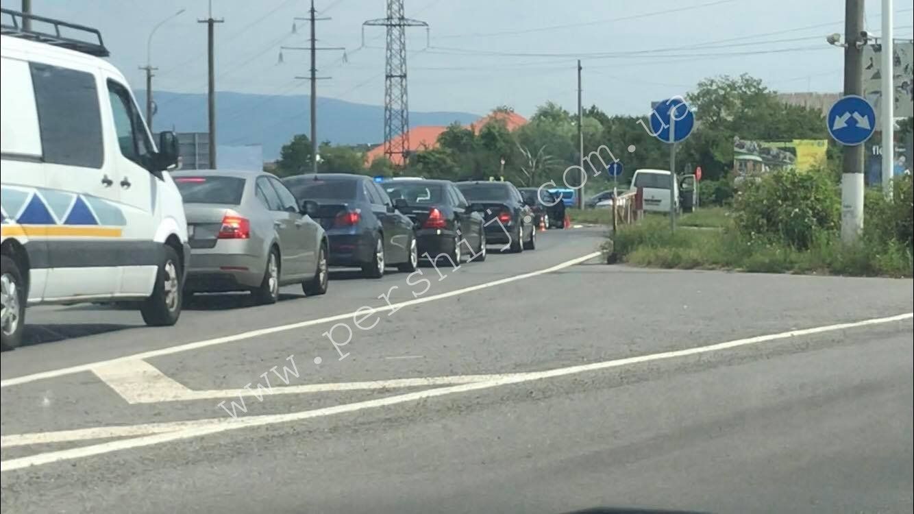 В Закарпатье на трассе "Киев-Чоп" большое пробки из-за аварии