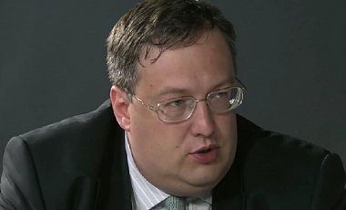 Геращенко: Я не вірю жодній стороні конфлікту в Мукачеві