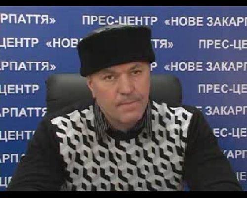 Ратушняк заявил, что Виктору Януковичу "нельзя быть первым лицом в стране"