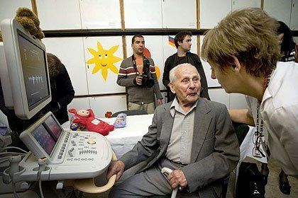 Венгрия. Пенсионер передал в дар больнице 30 миллионов форинтов.