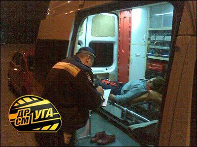 В "скорой" пострадавшая от наезда скутера пожилая киевлянка