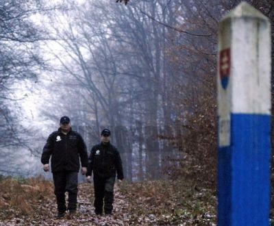 Словацкие полицейские поймали четырех грузин с фальшивыми документами