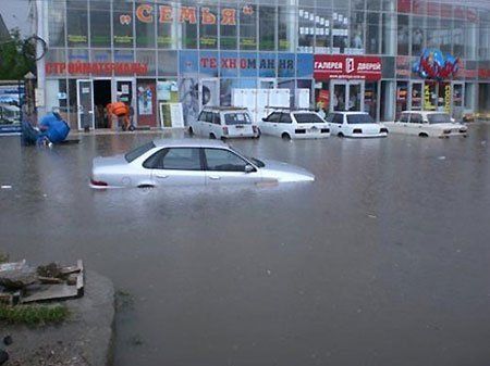 Симферополь затопило за одни сутки после сильного ливня