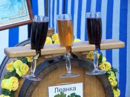 Праздник молодого вина отмечают и в Украине - в Ужгороде