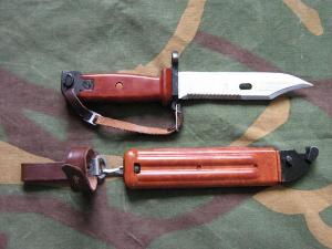 Штык-нож в руках закарпатского дебошира - опасное холодное оружие