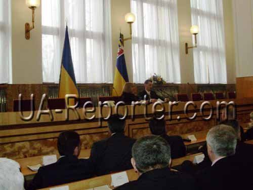 На сессии Закарпатского областного совета нового созыва