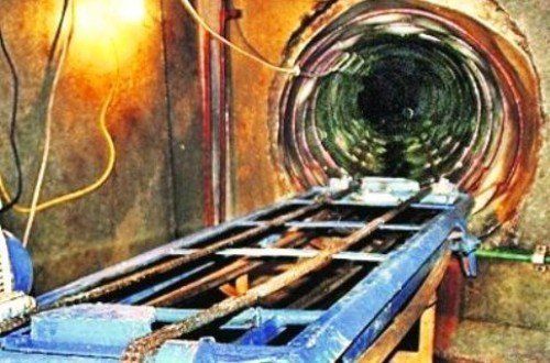 Контрабандисты возили сигареты в вагончиках по тоннелю