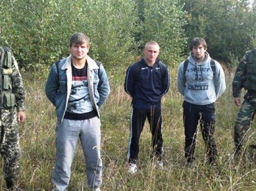 Нелегалы из Молдовы "атаковали" границу Закарпатья с разных сторон