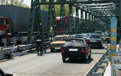 Украина ввела ограничения на автомобильное сообщение с Россией
