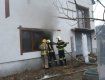 Новостройку в Закарпатье по неизвестным причинам охватил сильный пожар 