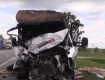 На трассе "Киев-Чоп" водитель и пассажиры застряли в пылающем автомобиле после столкновения с фурой