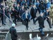 В Ужгороді якркз приїзд Порошенка переносять традиційний мітинг угорців на площі Петефі 