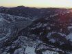 Диво-місто у присипаних снігом горах Закарпаття