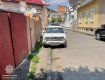 В Ужгороде средь бела дня из авто стырили аккумулятор