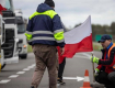  Польские фермеры возобновили блокирование двух КПП на границе с Украиной