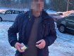 Во Львове автовор, пытаясь ускользнуть от полицейских, зарылся в снег