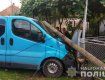 В Закарпатье водитель "подшофе" разбил машину об электроопору