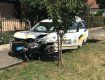 Поліцейське авто врізалося в іномарку та в дерево у Мукачеві