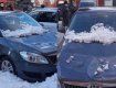 Успели отойти: В Закарпатье глыба снега натворила проблем 