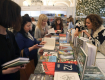 Украинцам раздадут по 900 гривен на покупку книг