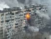 После взрыва горит многоэтажный дом в Киеве