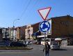 Круговое движение: В центре Ужгорода поменяли знаки, будьте внимательны!